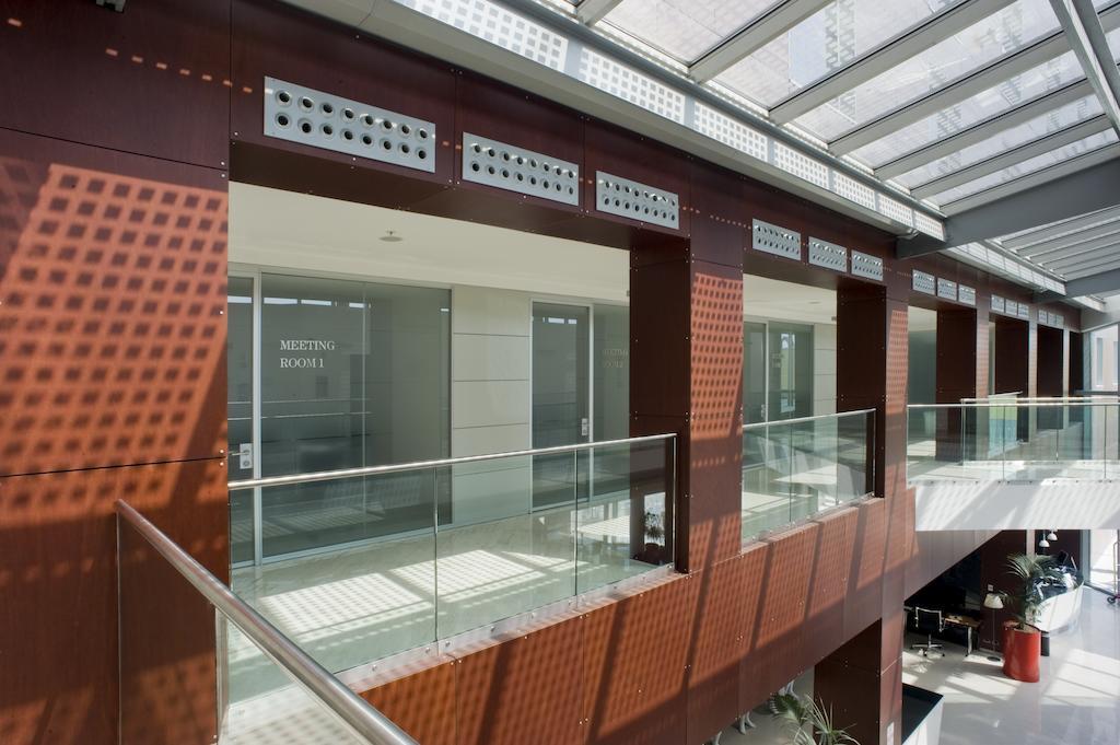 Domina Milano Fiera Hotel Novate Milanese Exterior foto